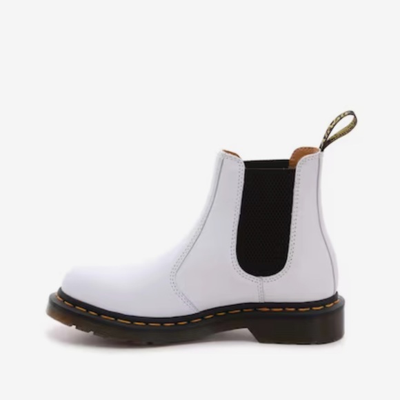 Dr. Martens Shoes - Dr. Martens 2976 Chelsea Boot - Women's - authentic all NWT 🤍